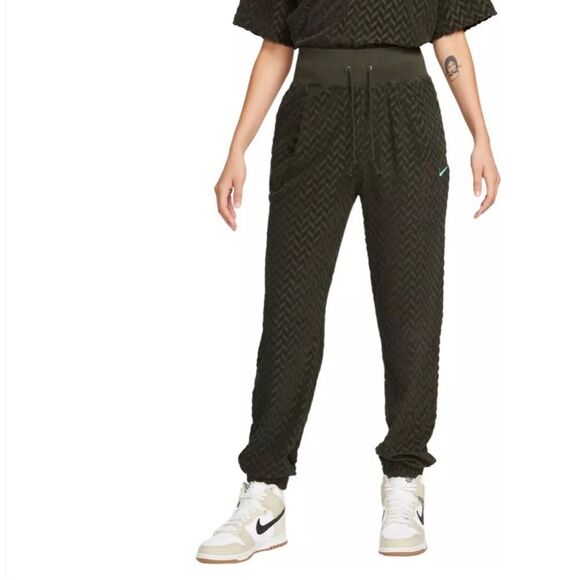 Nike Women's Sportswear Everyday Modern High Rise Joggers - Picture 1 of 15